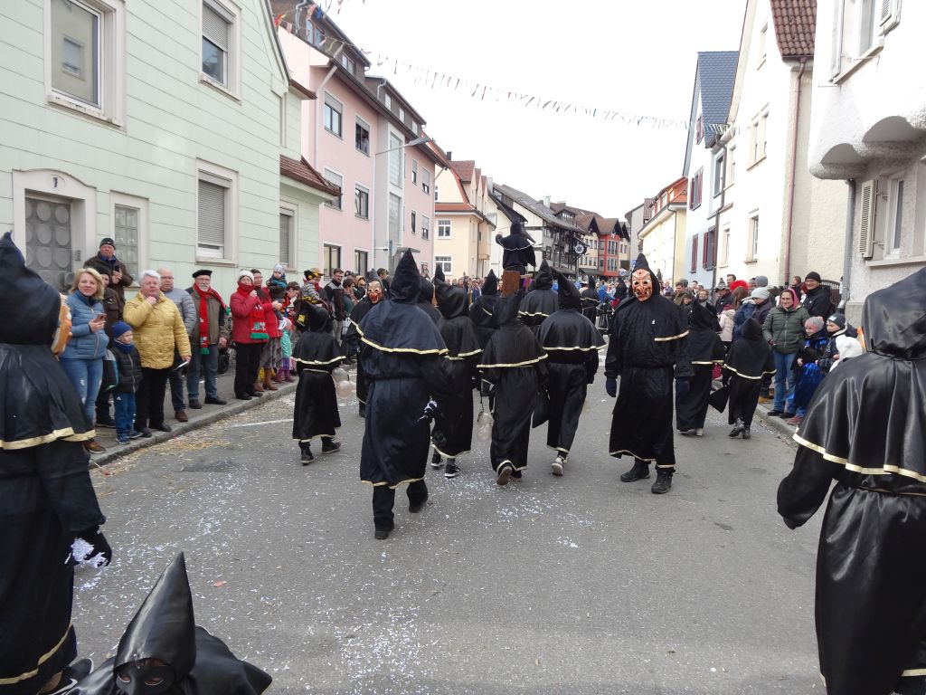 Bild 49 von 223  -  201 kB