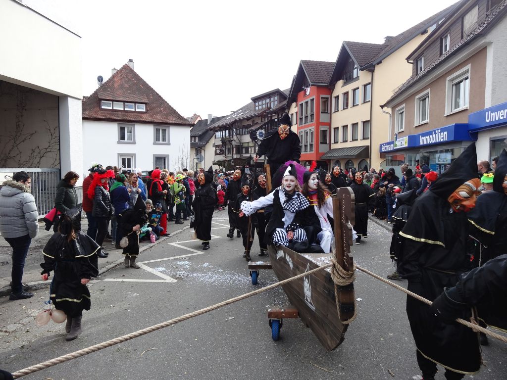 Bild 56 von 223  -  211 kB